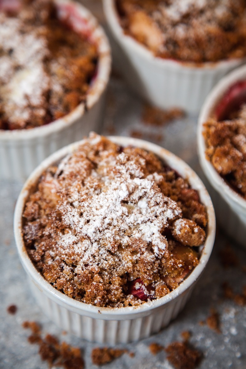 Apple & Rhubarb Crumble